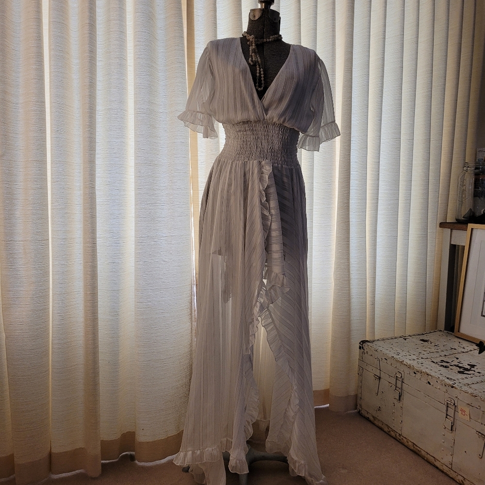 NWT Designer MONACO floor length ruffle dress, open in front, elastic waist!!